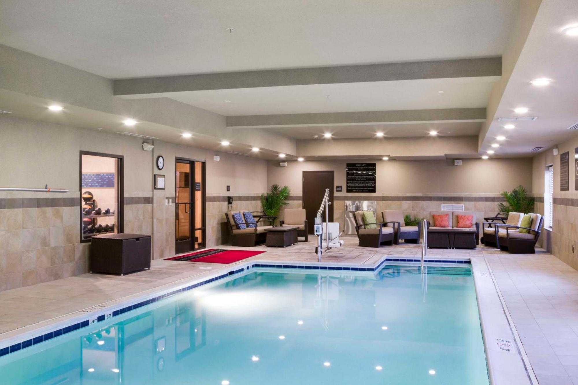 Hampton Inn Harrisonburg South Dış mekan fotoğraf