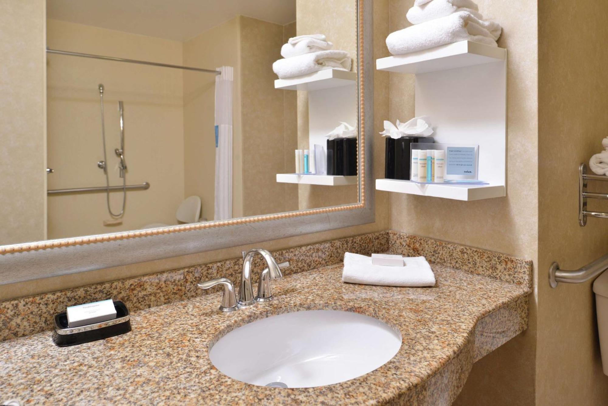 Hampton Inn Harrisonburg South Dış mekan fotoğraf