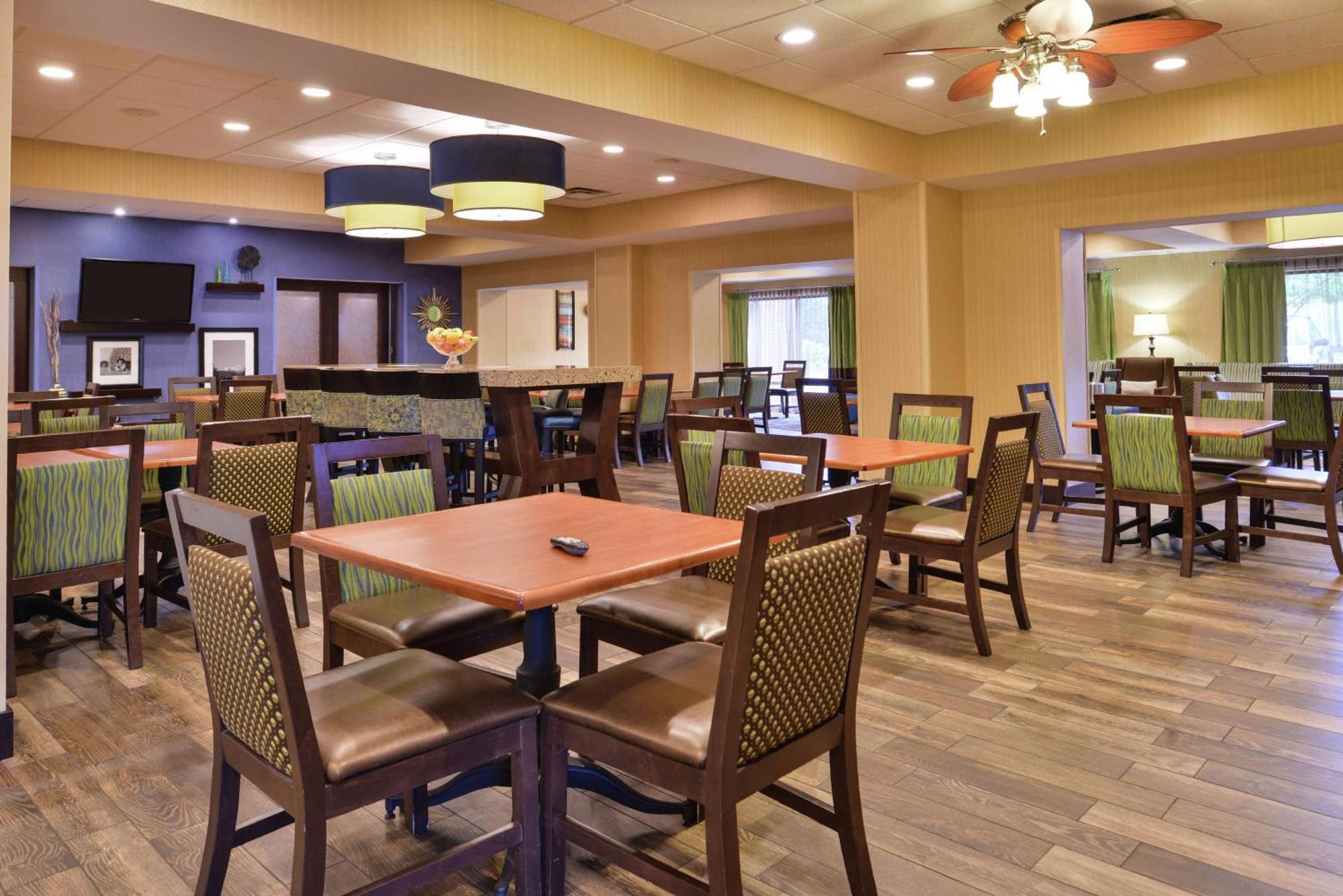 Hampton Inn Harrisonburg South Dış mekan fotoğraf