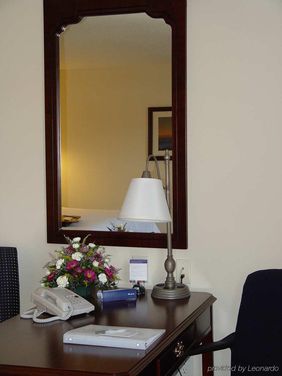 Hampton Inn Harrisonburg South Oda fotoğraf